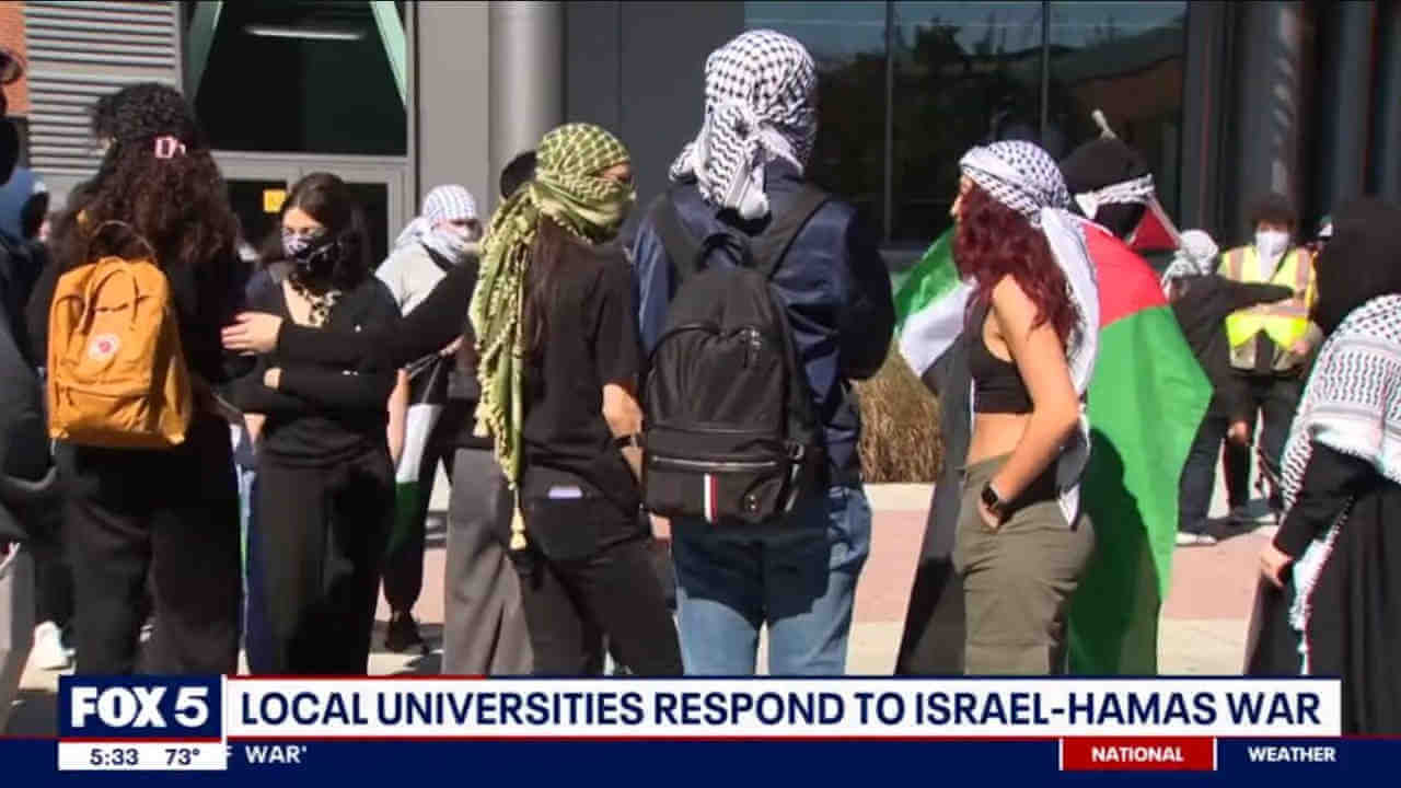 students support Hamas