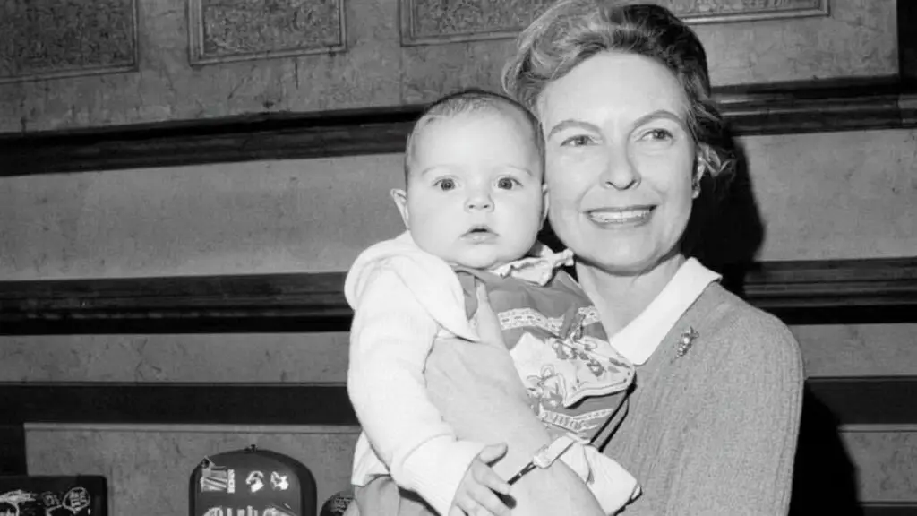 Phyllis holding Anne